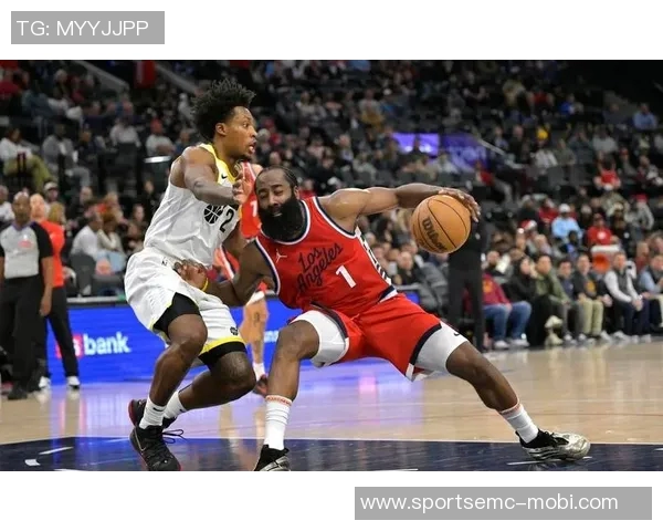 连败爵士快船迎战湖人CC坚信团队不会因两场失利失去斗志